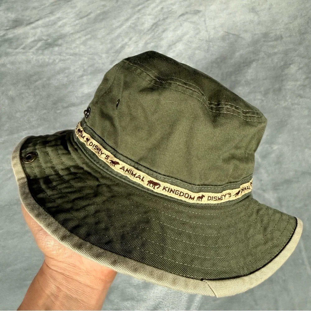 Vintage Disney Animal Kingdom Bucket Hat Boys Youth Large Y2K 2001